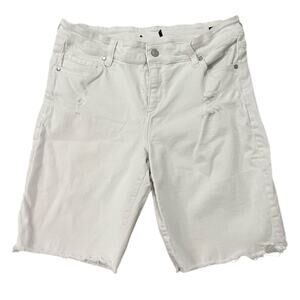 Buffalo David Bitton Women Mid Rise Distressed Bermuda Tandi White, size 14